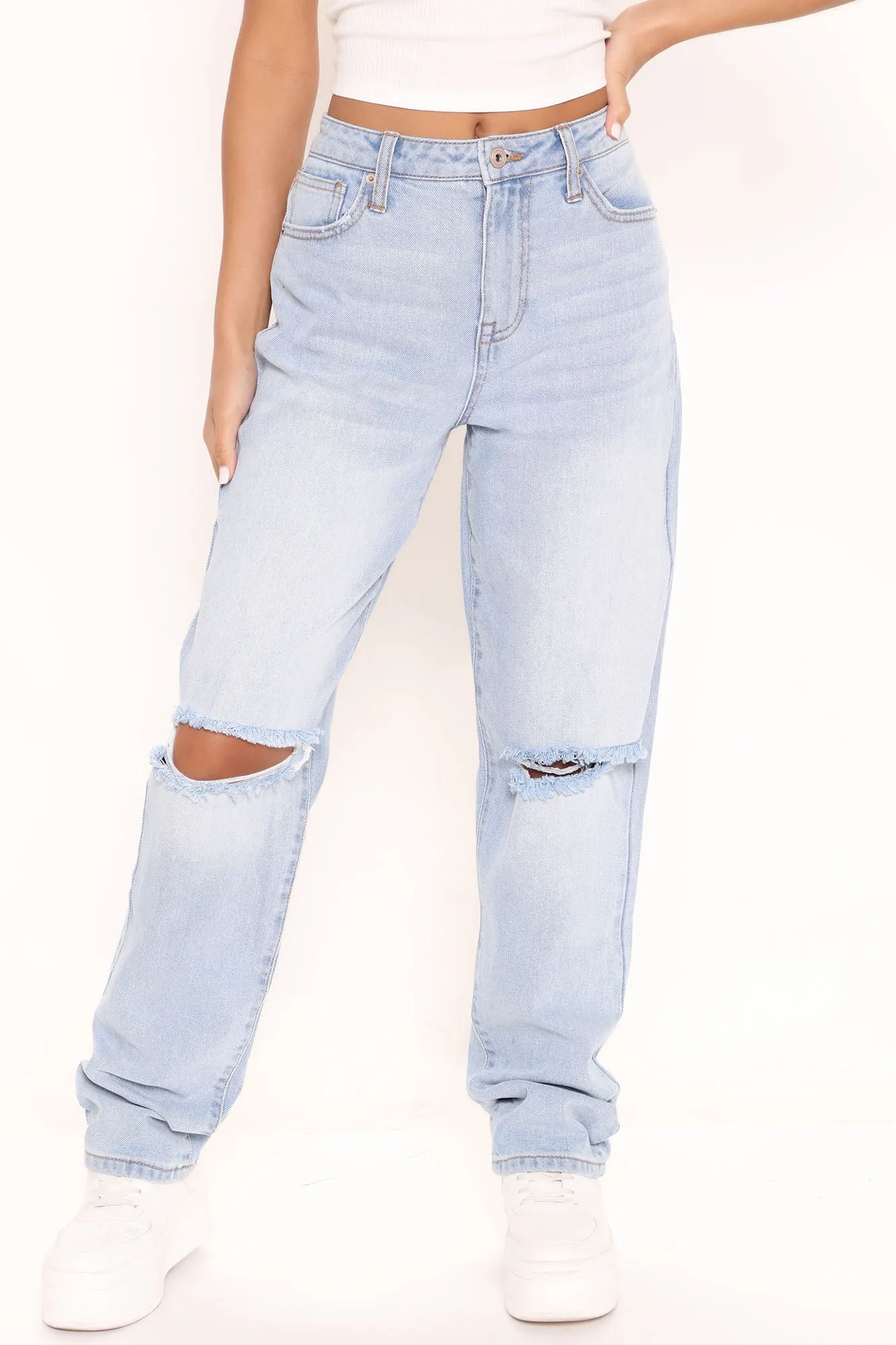Beat You To It Straight Leg Jeans - Light Blue Wash