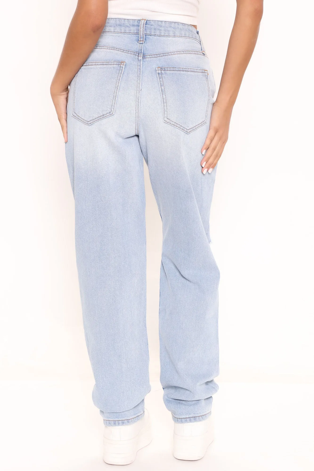 Beat You To It Straight Leg Jeans - Light Blue Wash