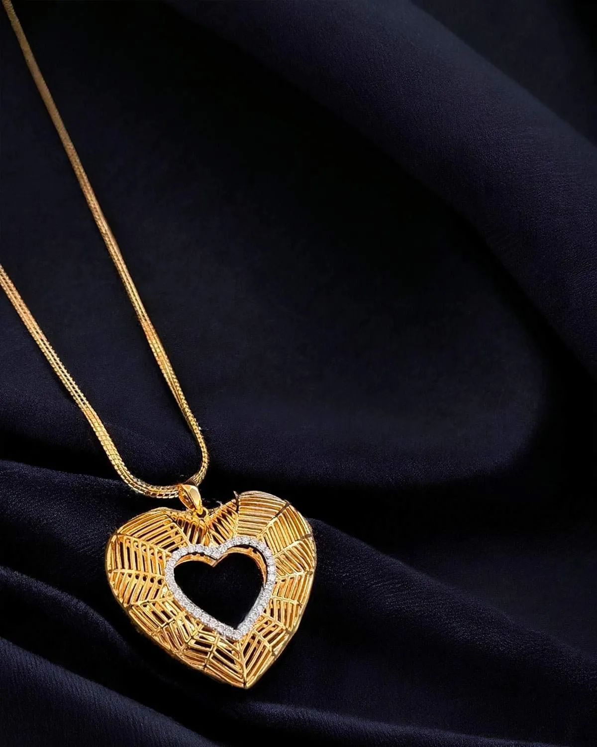 Zevarly Saathiya Saath Nibhana Locket